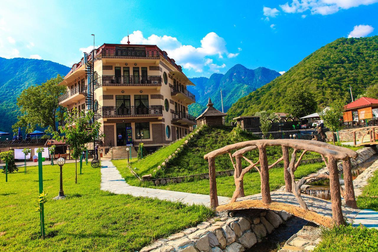 Bergs Otel And Restaurant Qax Zewnętrze zdjęcie