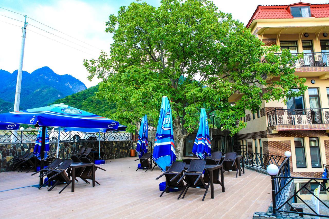 Bergs Otel And Restaurant Qax Zewnętrze zdjęcie